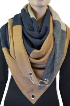 Dreieckstuch mit Karabiner, Colourblocking in weichem Strick, camel/marine/beige/grau